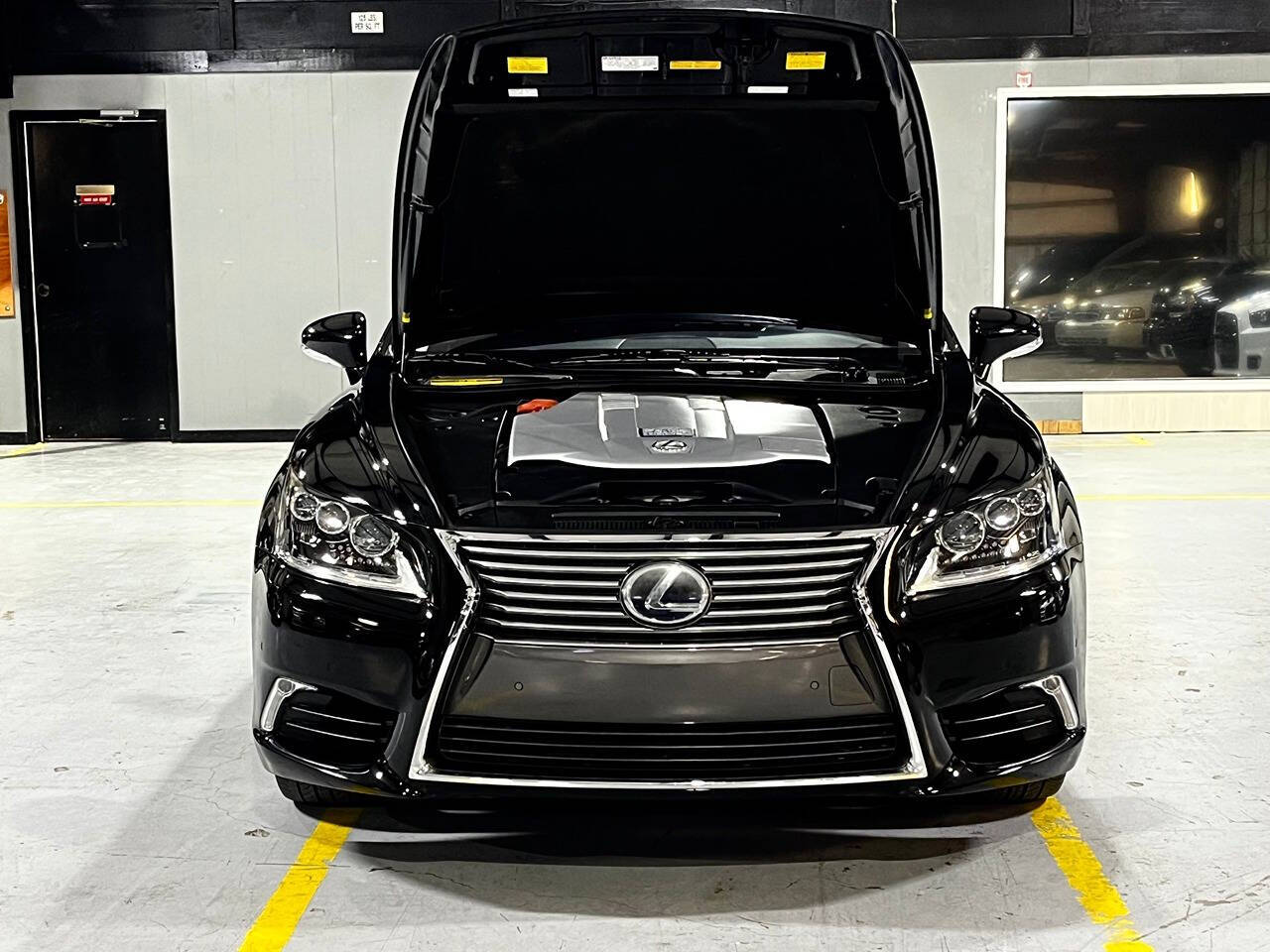 2014 Lexus LS 600h L for sale at Carnival Car Company in Victoria, TX