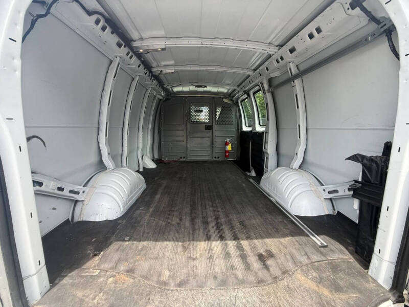 2017 Chevrolet Express 2500