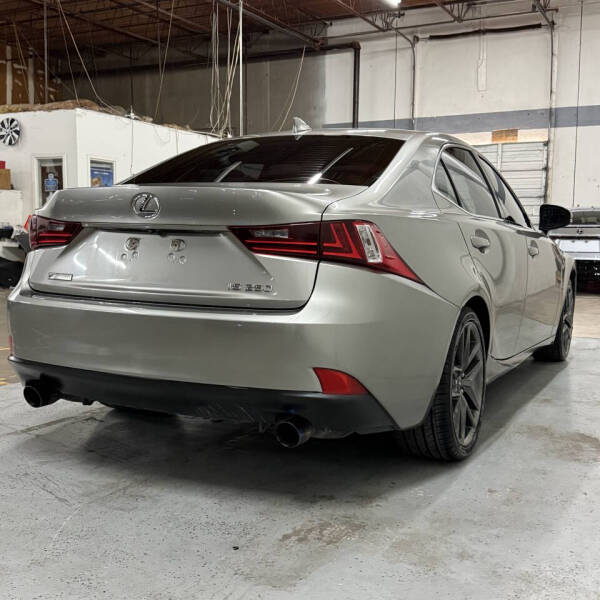 2015 Lexus IS 250 Crafted Line