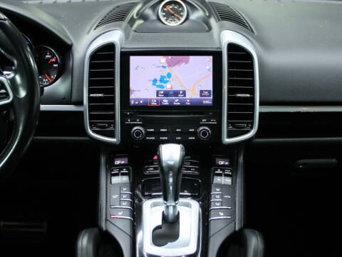 2018 Porsche Cayenne S