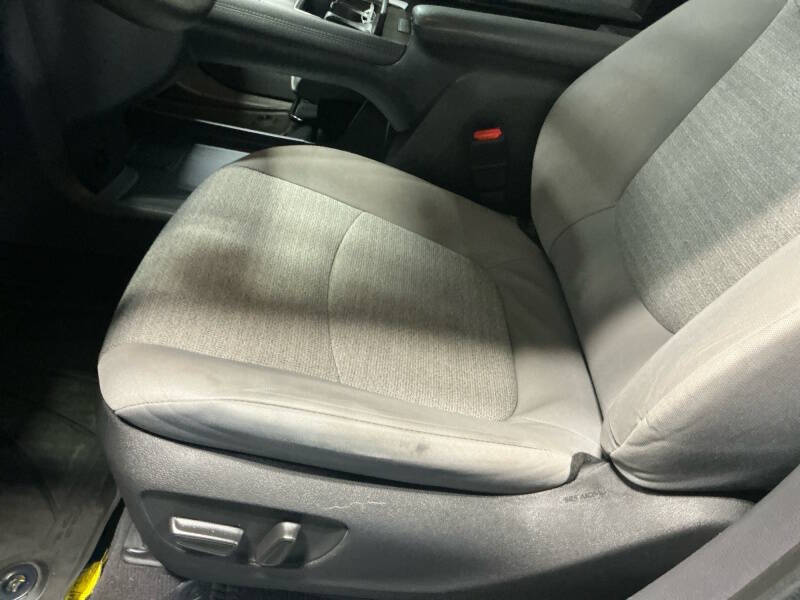 2023 Toyota Sienna LE 8-Passenger