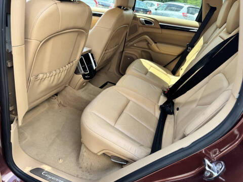 2012 Porsche Cayenne Tiptronic