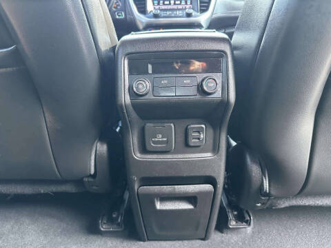 2019 GMC Acadia SLT-1