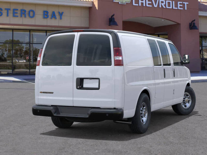 2025 Chevrolet Express 2500
