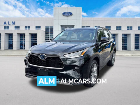 2024 Toyota Highlander Hybrid Platinum