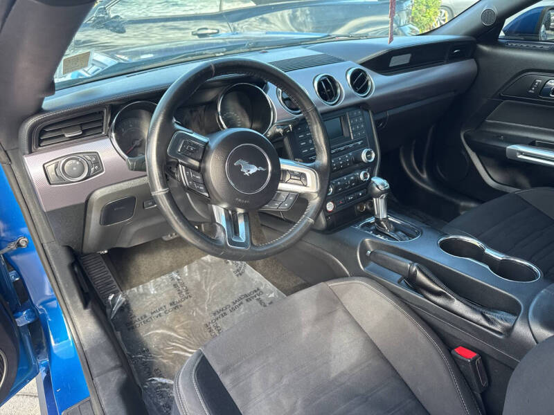 2017 Ford Mustang EcoBoost