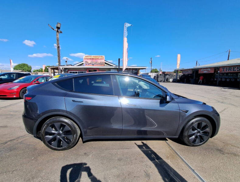 2025 Tesla Model Y Long Range