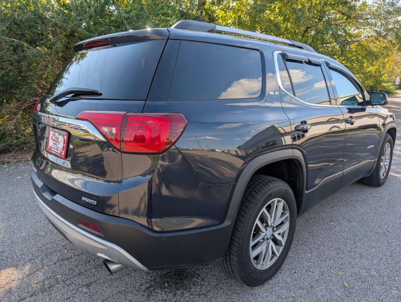 2017 GMC Acadia SLE-2