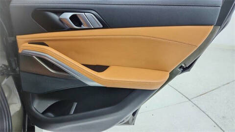 2023 BMW X6 xDrive40i