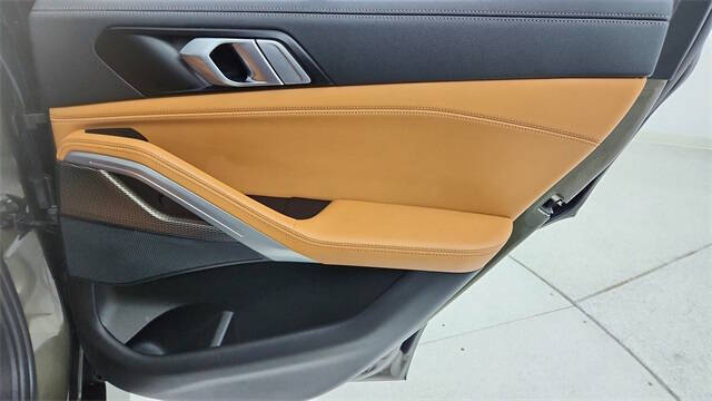 2023 BMW X6 xDrive40i