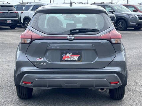 2025 Nissan Kicks Play S