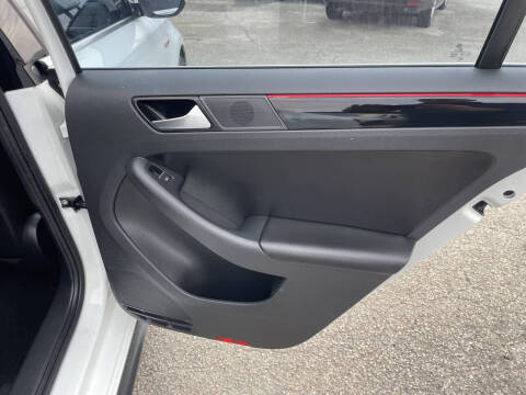 2017 Volkswagen Jetta 2.0T GLI