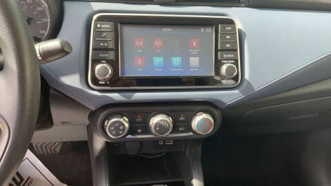 2023 Nissan Versa SV