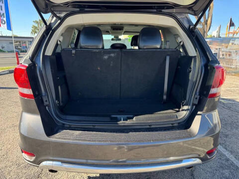 2018 Dodge Journey Crossroad