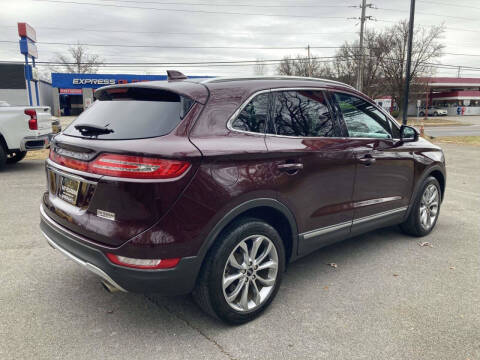 2019 Lincoln MKC Select