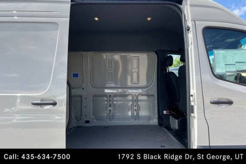 2025 Mercedes-Benz Sprinter