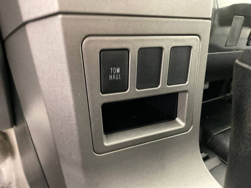 2011 Toyota Tundra Grade