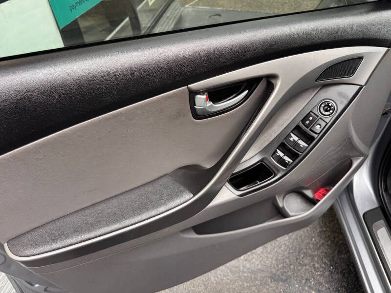 2015 Hyundai Elantra