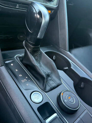 2020 Volkswagen Atlas Cross Sport SE 4Motion