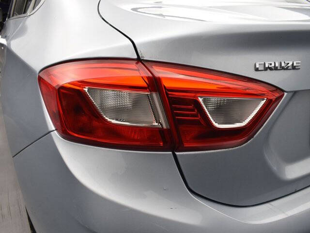 2017 Chevrolet Cruze LT Auto