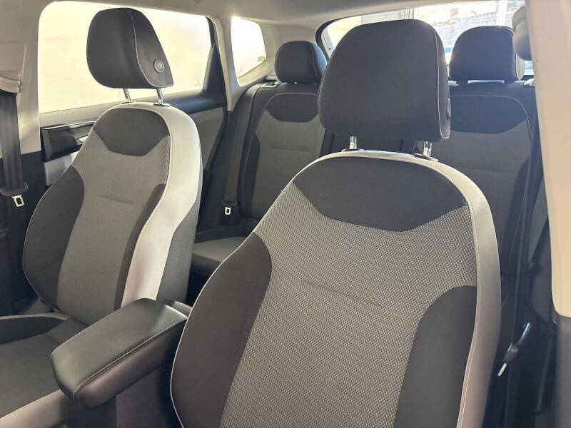 2022 Volkswagen Taos S