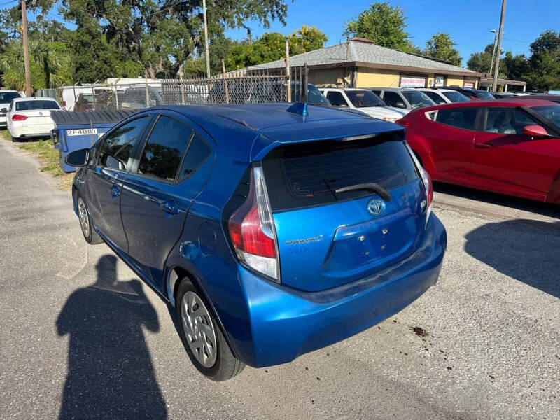 2016 Toyota Prius c