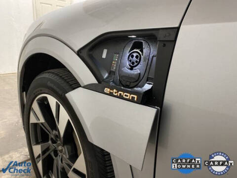 2023 Audi e-tron quattro Premium Plus