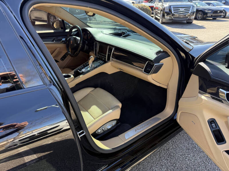 2015 Porsche Panamera