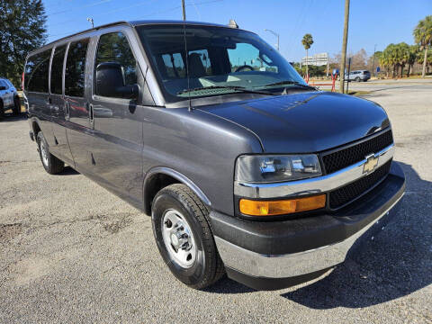 2017 Chevrolet Express LT 3500
