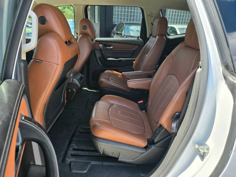 2017 Chevrolet Traverse Premier