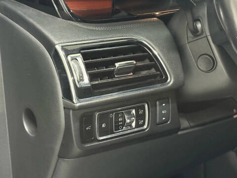 2023 Lincoln Navigator L Standard