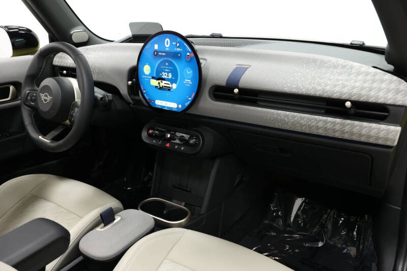 2025 MINI Hardtop 2 Door