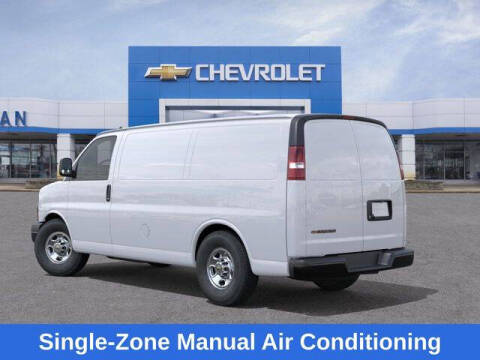 2025 Chevrolet Express 2500