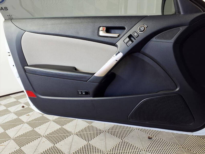 2015 Hyundai Genesis Coupe 3.8