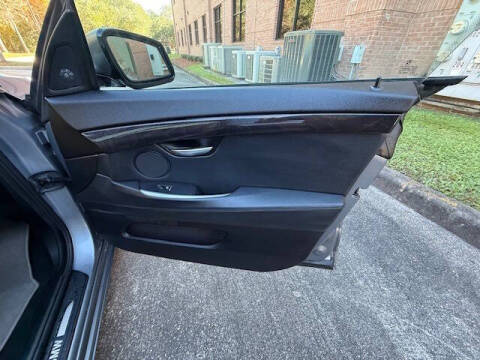 2011 BMW 5 Series 535i xDrive Gran Turismo