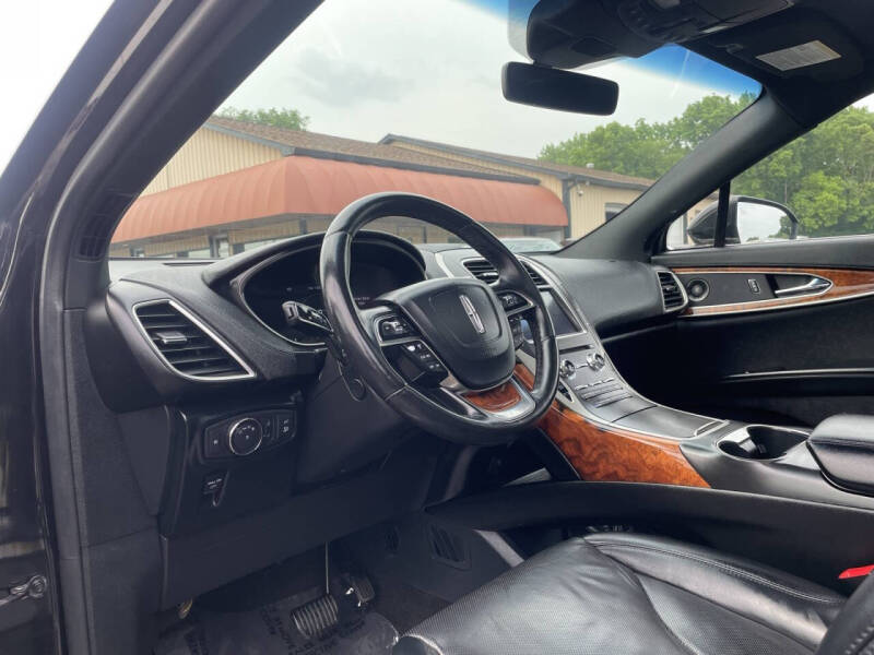 2020 Lincoln Nautilus Reserve