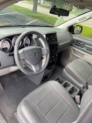 2008 Dodge Grand Caravan SXT
