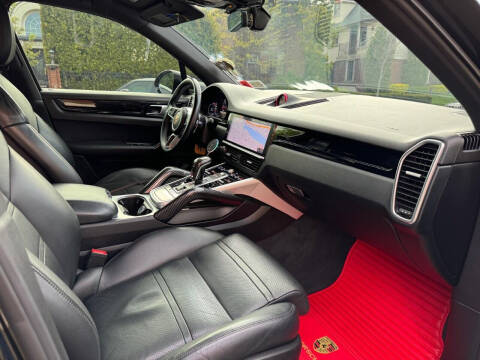 2019 Porsche Cayenne S