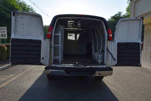 2017 GMC Savana 2500