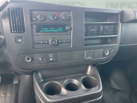2023 Chevrolet Express 2500