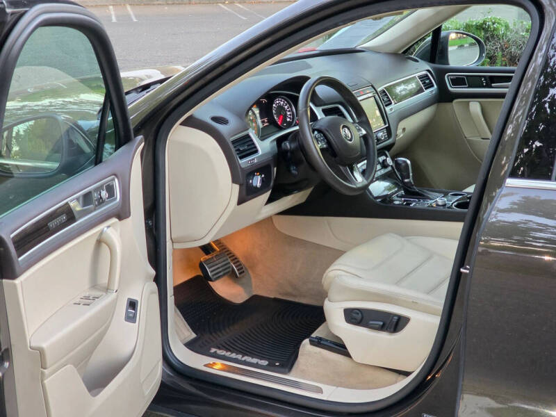 2015 Volkswagen Touareg V6 Executive