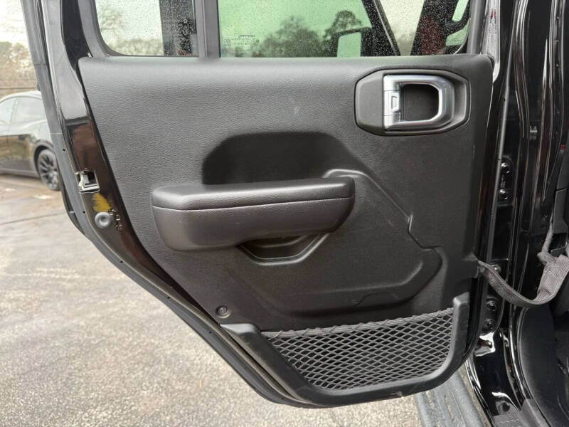 2021 Jeep Gladiator Mojave