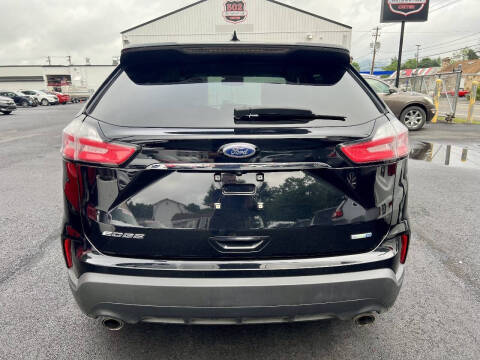 2019 Ford Edge SE