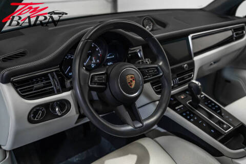 2022 Porsche Macan S