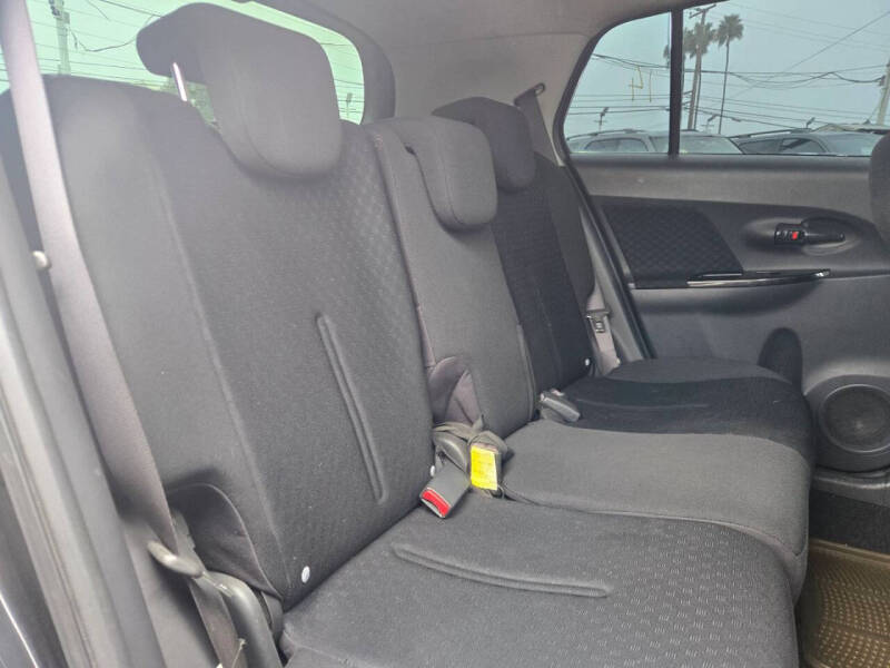 2009 Scion xD