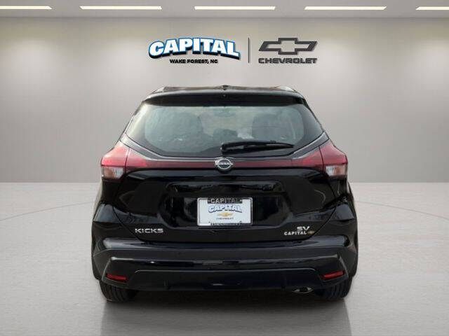 2023 Nissan Kicks SV