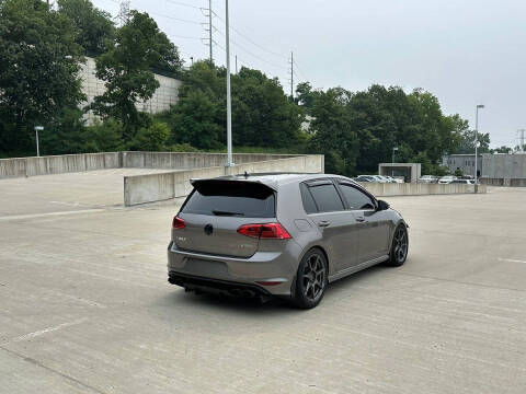 2016 Volkswagen Golf R