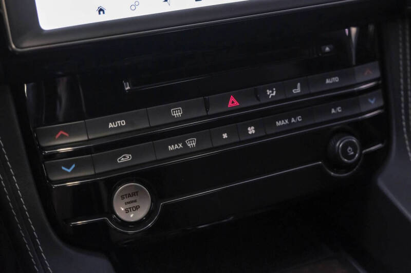 2018 Jaguar F-PACE S