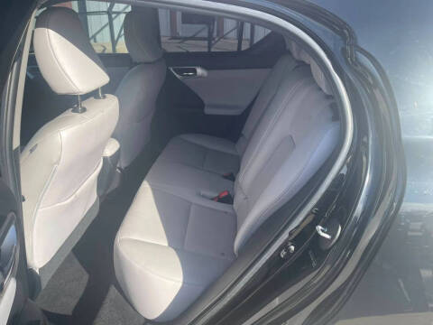2012 Lexus CT 200h