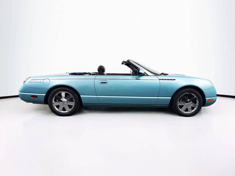2002 Ford Thunderbird Deluxe